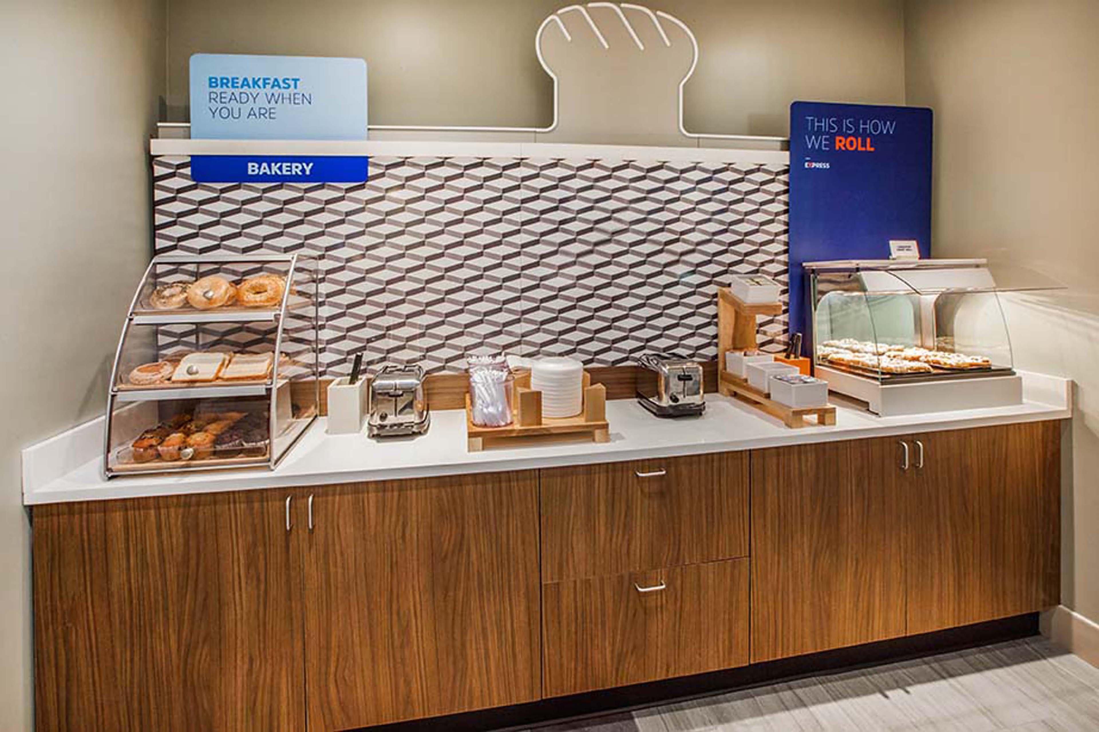 Holiday Inn Express Hotel & Suites Louisville East By Ihg Exteriér fotografie