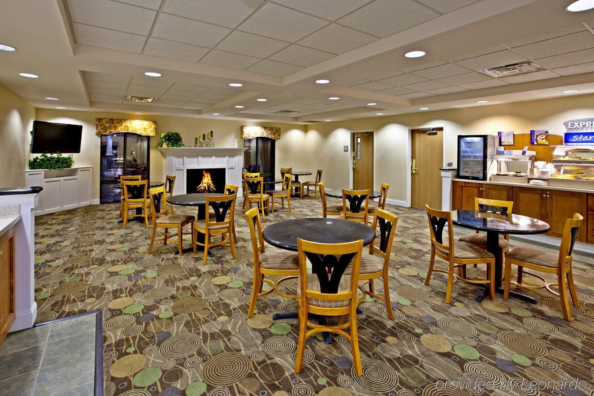 Holiday Inn Express Hotel & Suites Louisville East By Ihg Exteriér fotografie
