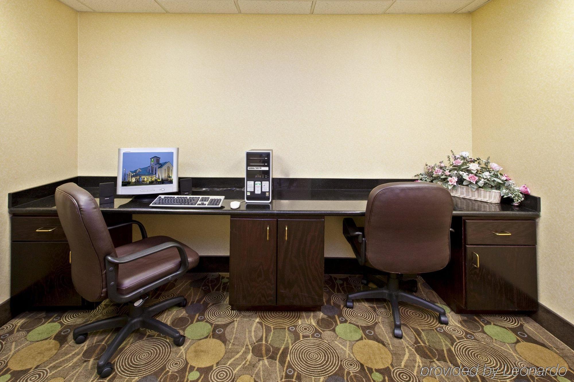Holiday Inn Express Hotel & Suites Louisville East By Ihg Exteriér fotografie
