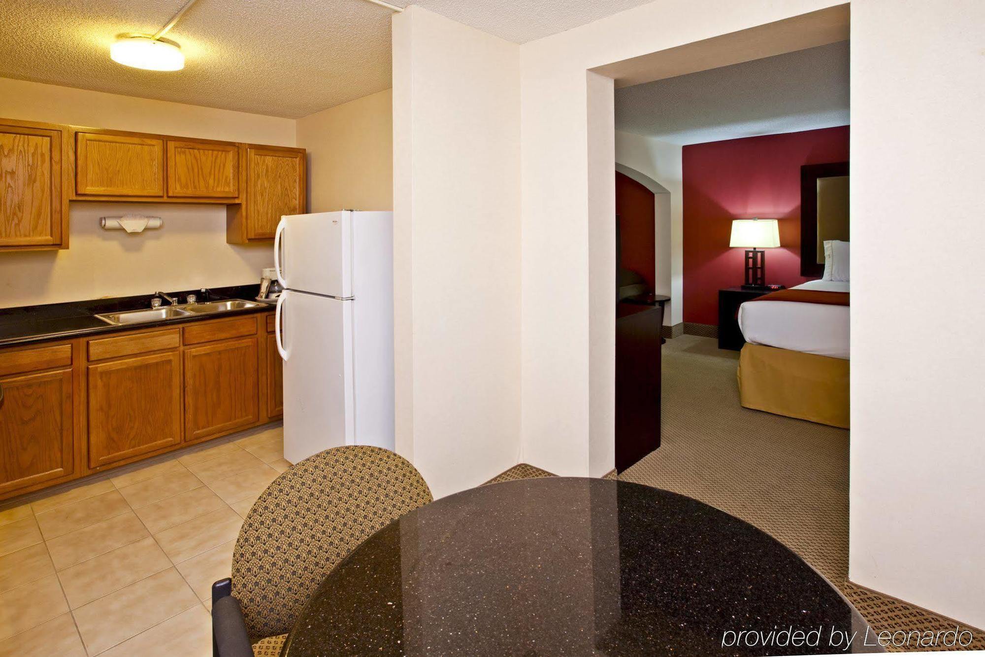 Holiday Inn Express Hotel & Suites Louisville East By Ihg Exteriér fotografie