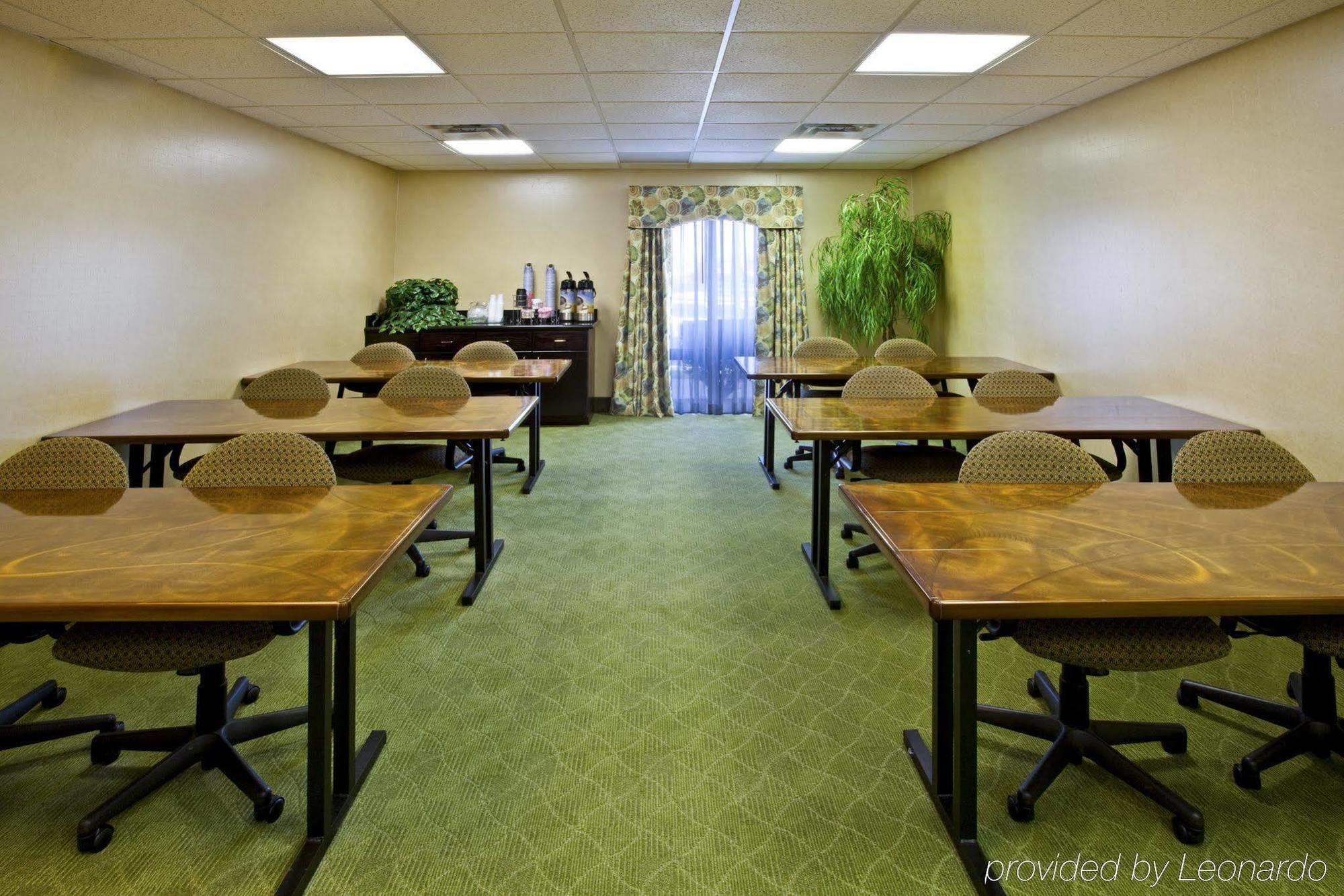 Holiday Inn Express Hotel & Suites Louisville East By Ihg Exteriér fotografie